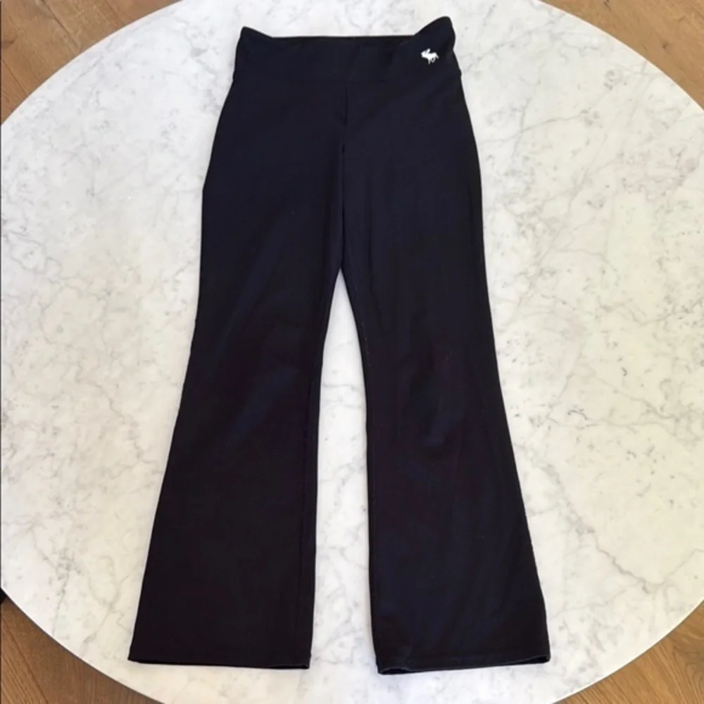 Abercrombie Kids Black Flare Leggings Girls 11/12 Bootcut Yoga Pants Stretch
